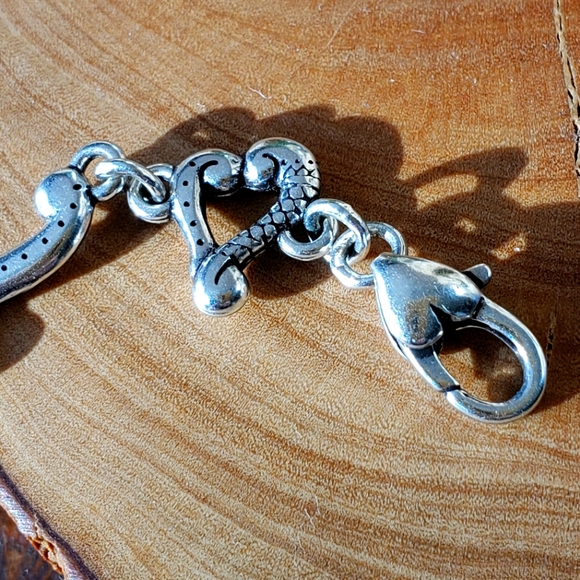 EUC Brighton Heart Bracelet & Earring Set with Tin - Picture 8 of 16